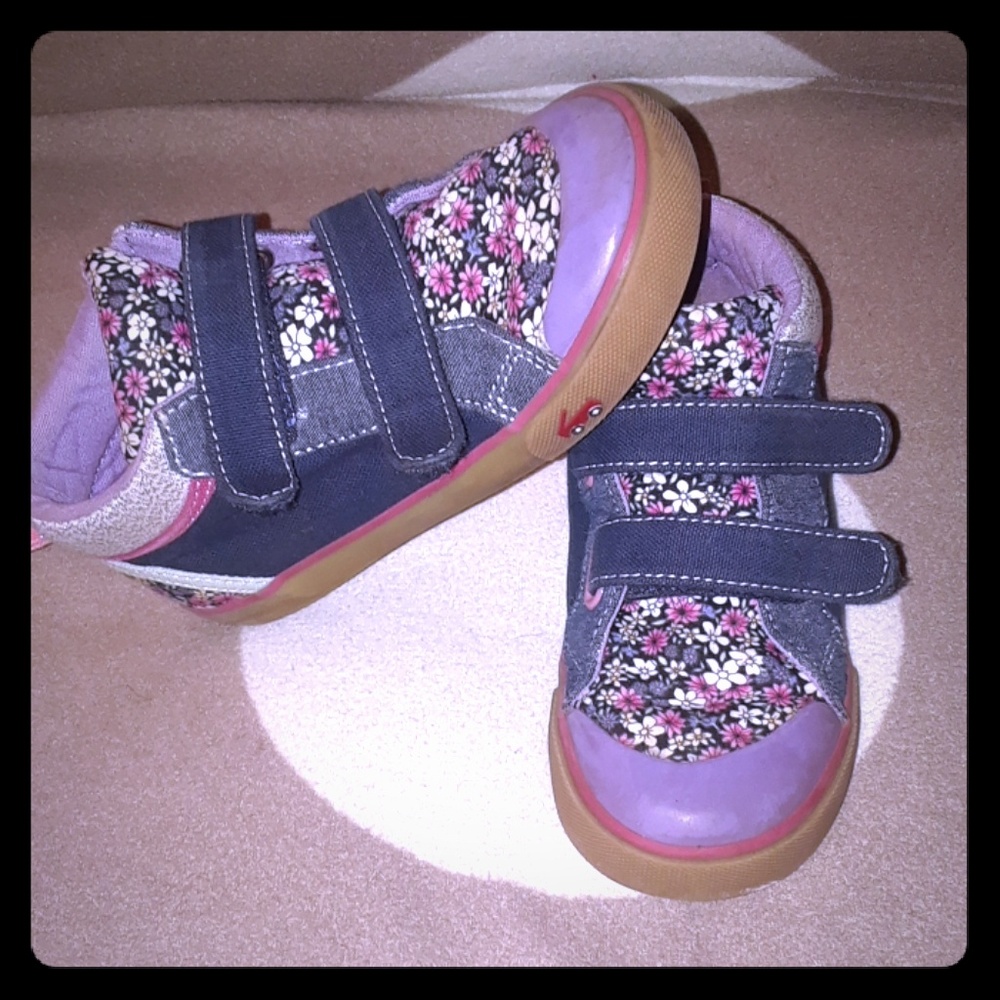 Girls are Kai run sneakers!!